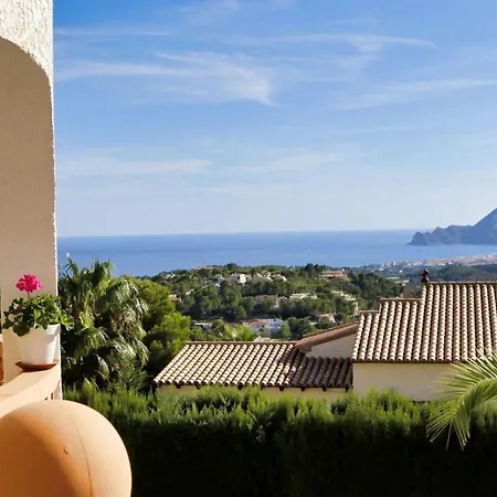 Large With Private Pool Domek alpejski *