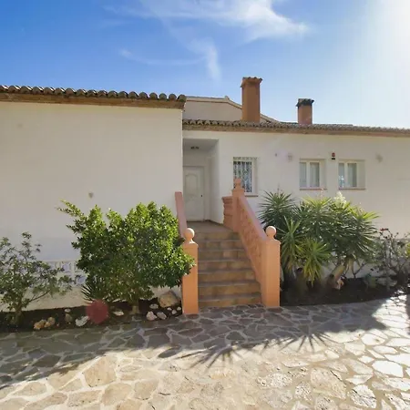 Domek alpejski Large With Private Pool