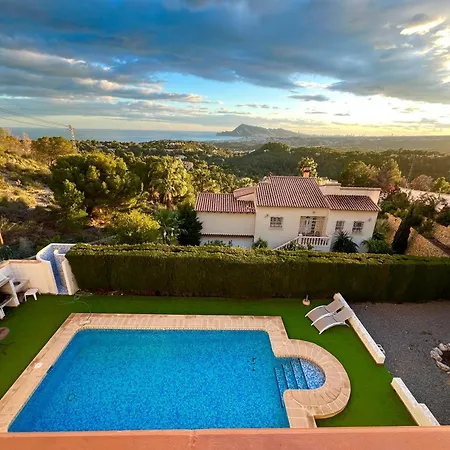 Large With Private Pool Altea