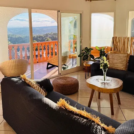 Large With Private Pool Chalé *