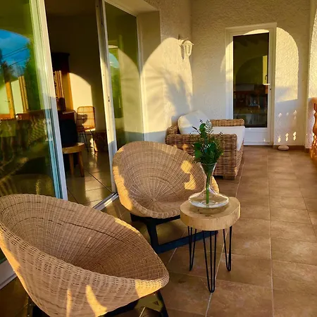 Chalet Large With Private Pool