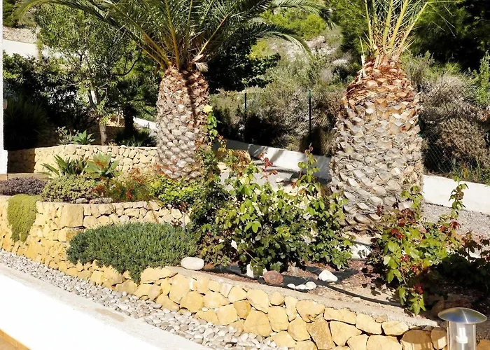 Large With Private Pool Chalet *