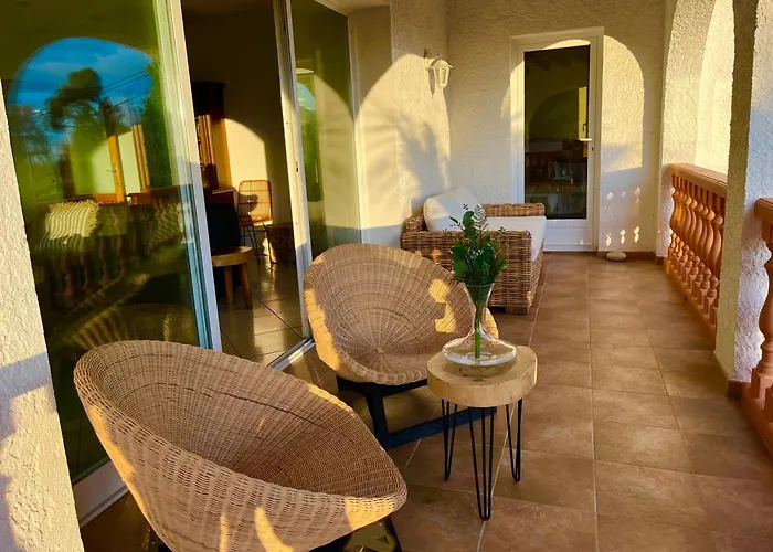Chalet Large With Private Pool